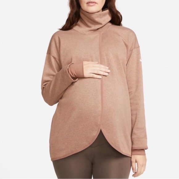 Nike Sweaters - Nike Women’s Maternity Light Brown Reversible Pullover With Pockets Size Medium